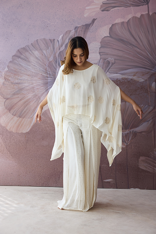 Daisy Cape Set